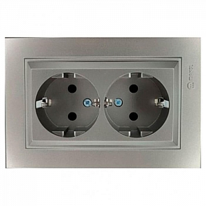 Розетка Lezard Zima 704-7400-127BQC 2 места безвинтовой с заземлением матовый серый