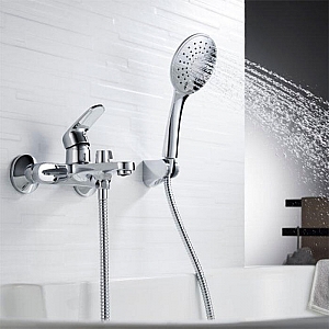 Смеситель Rossinka RS45-30 одноручный с монолитным изливом хром. Изображение - 1