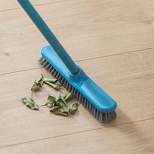 Щетка-шробер York Твинго с рукояткой 110 см. Изображение - 1