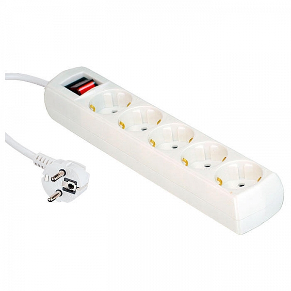 Удлинитель Truenergy Office 15108 5 гнезд с заземлением 10А бытовой с выключателем 3 м