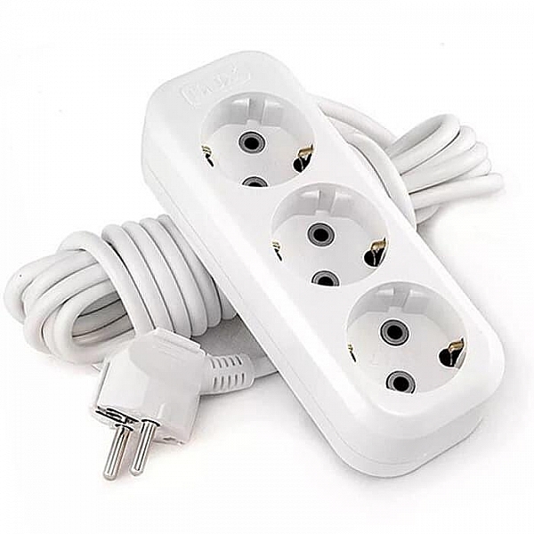 Удлинитель Luxar 3SE-16A-05 3 гнезда с заземлением 5 м