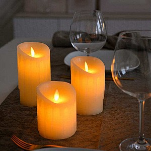 Декоративный светильник Artstyle комплект из 3 свечей с эффектом пламени свечи диаметр 7.5 см с ПДУ кремовый. Изображение - 1