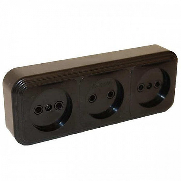 Розетка Элект RA16-363-Ч УХЛ4 3 места без заземления черный