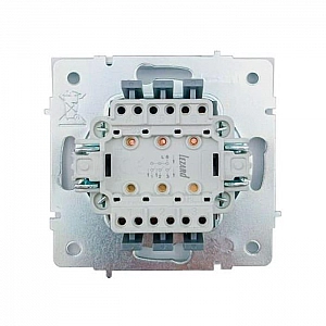 Выключатель Lezard Zima 704-0288-109QC 3 клавиши безвинтовой белый. Изображение - 1