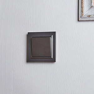 Выключатель IEK Brite ВС10-1-6-БрС 1 клавиша проходной сталь. Изображение - 3