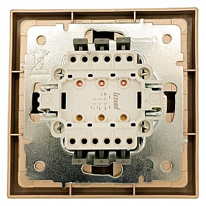 Выключатель Lezard Zima 704-3688-109QC 3 клавиши безвинтовой золото. Изображение - 3