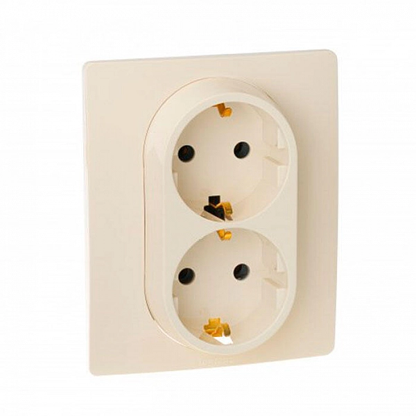 Розетка Legrand Etika 672323 2*2К+3 с заземлением слоновая кость