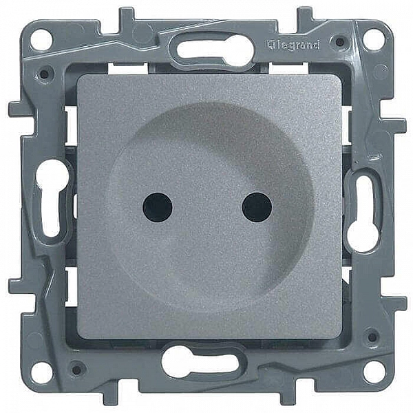 Розетка Legrand Etika 672434 1 место без заземления со шторками алюминий