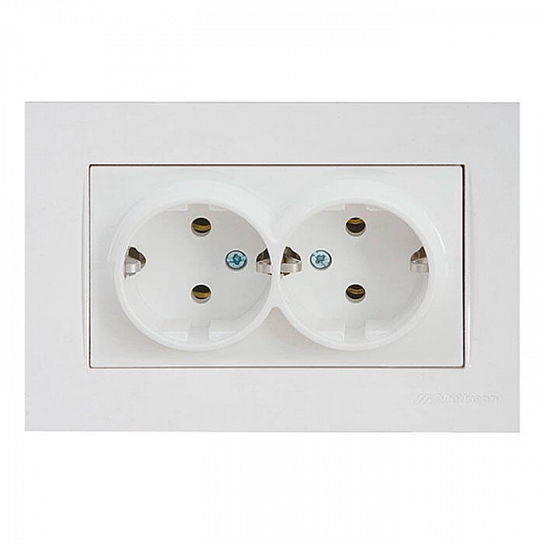 Розетка Mutlusan Rita 2220 202 0201 2 места 2*2P+E в комплекте с рамкой белый