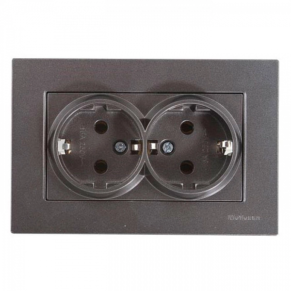 Розетка Mutlusan Rita 2220 202 0295 2 места 2*2P+E в комплекте с рамкой дымчатый