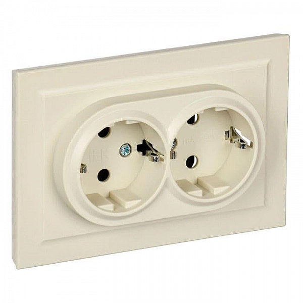 Розетка IEK Brite РС12-3-БрКр 2 места с заземлением бежевый