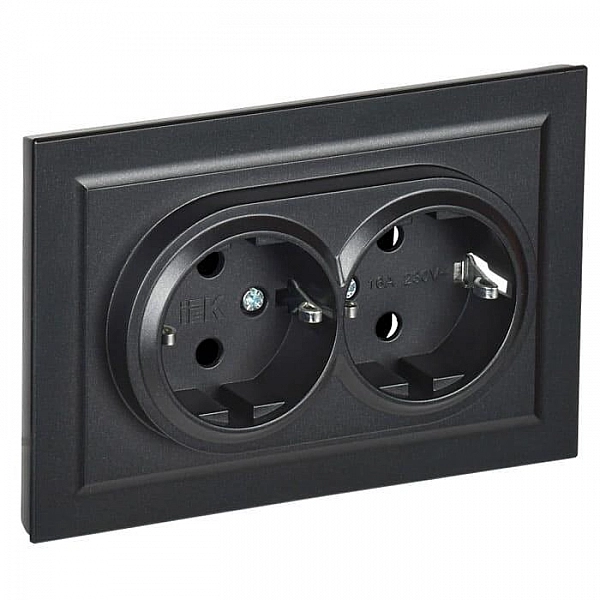 Розетка IEK Brite РС12-3-БрЧ 2 места с заземлением черный