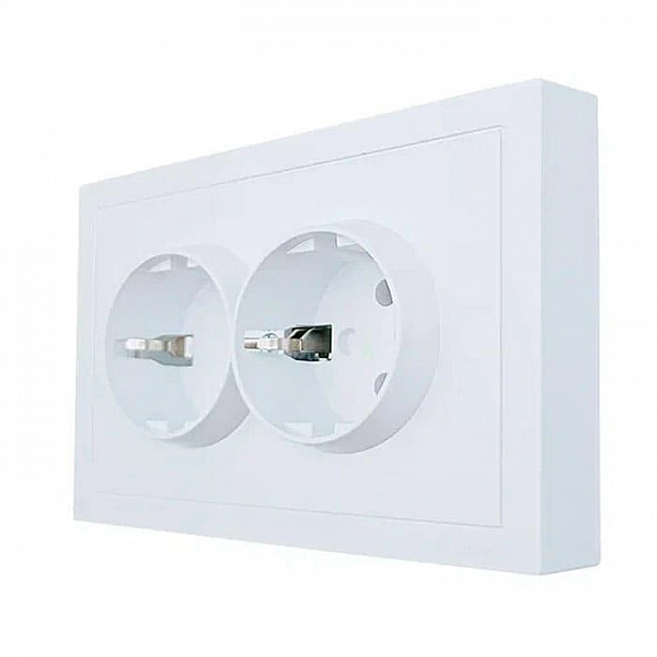 Розетка Lezard Zima 704-0200-127BQC 2 места безвинтовой с заземлением белая