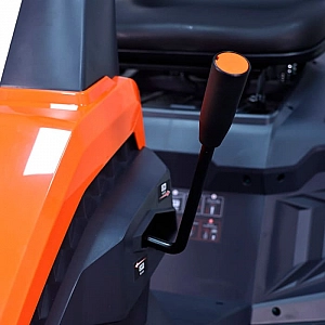 Газонокосилка бензиновая Eland LR-2265 с сиденьем. Изображение - 5