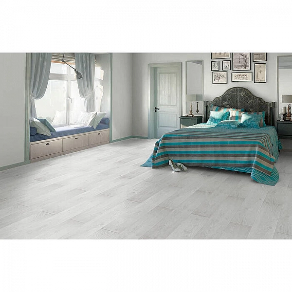 Ламинат Tarkett Эстетика Дуб Данвиль белый