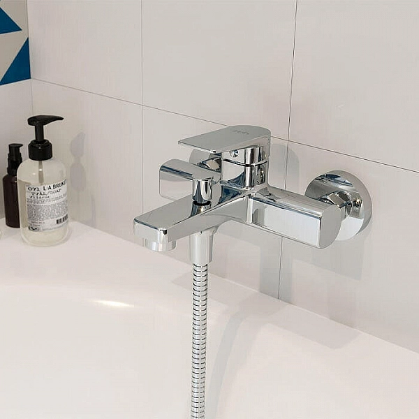 Смеситель Iddis Bridge BRDSB00i02WA цельнолитой