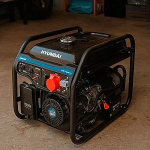 Генератор бензиновый Hyundai HHY 9050FEB-3-ATS. Изображение - 3