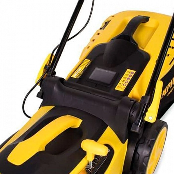 Газонокосилка электрическая Champion EM3815