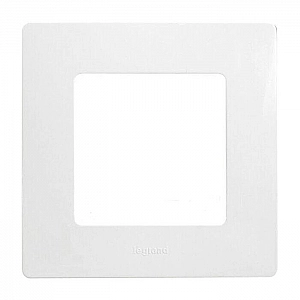 Рамка Legrand Etika 672501 1 пост белая