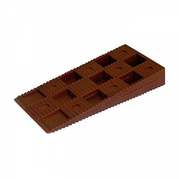 Клин монтажный 91*43*22 мм