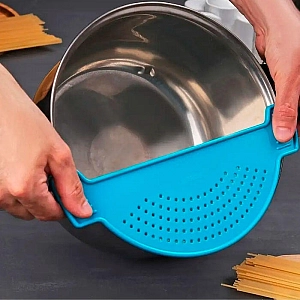 Дуршлаг на кастрюлю Berossi ИК 09647000 голубая лагуна. Изображение - 1