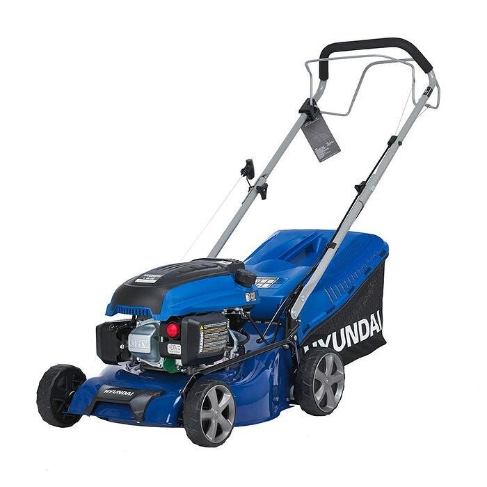 Газонокосилка бензиновая Hyundai L4410S самоходная